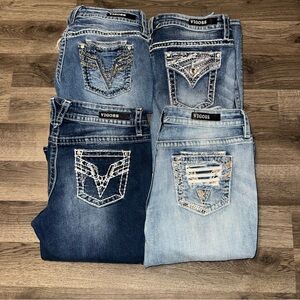 VIGOSS Capri Denim Jeans Women’s 11/12 Bling Embellished Distressed LOT OF FOUR